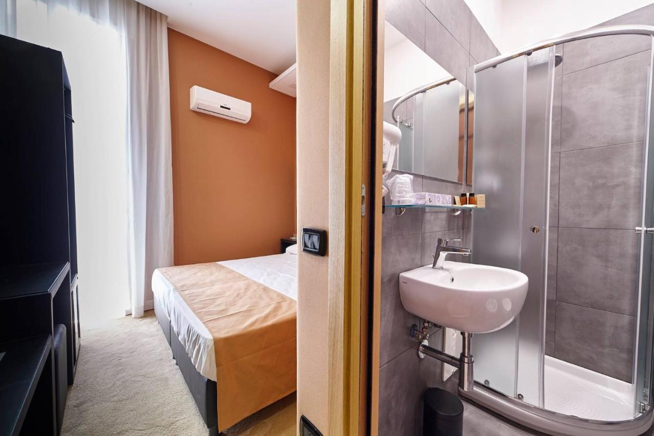 Sweet Central Hotel Καζέρτα Εξωτερικό φωτογραφία