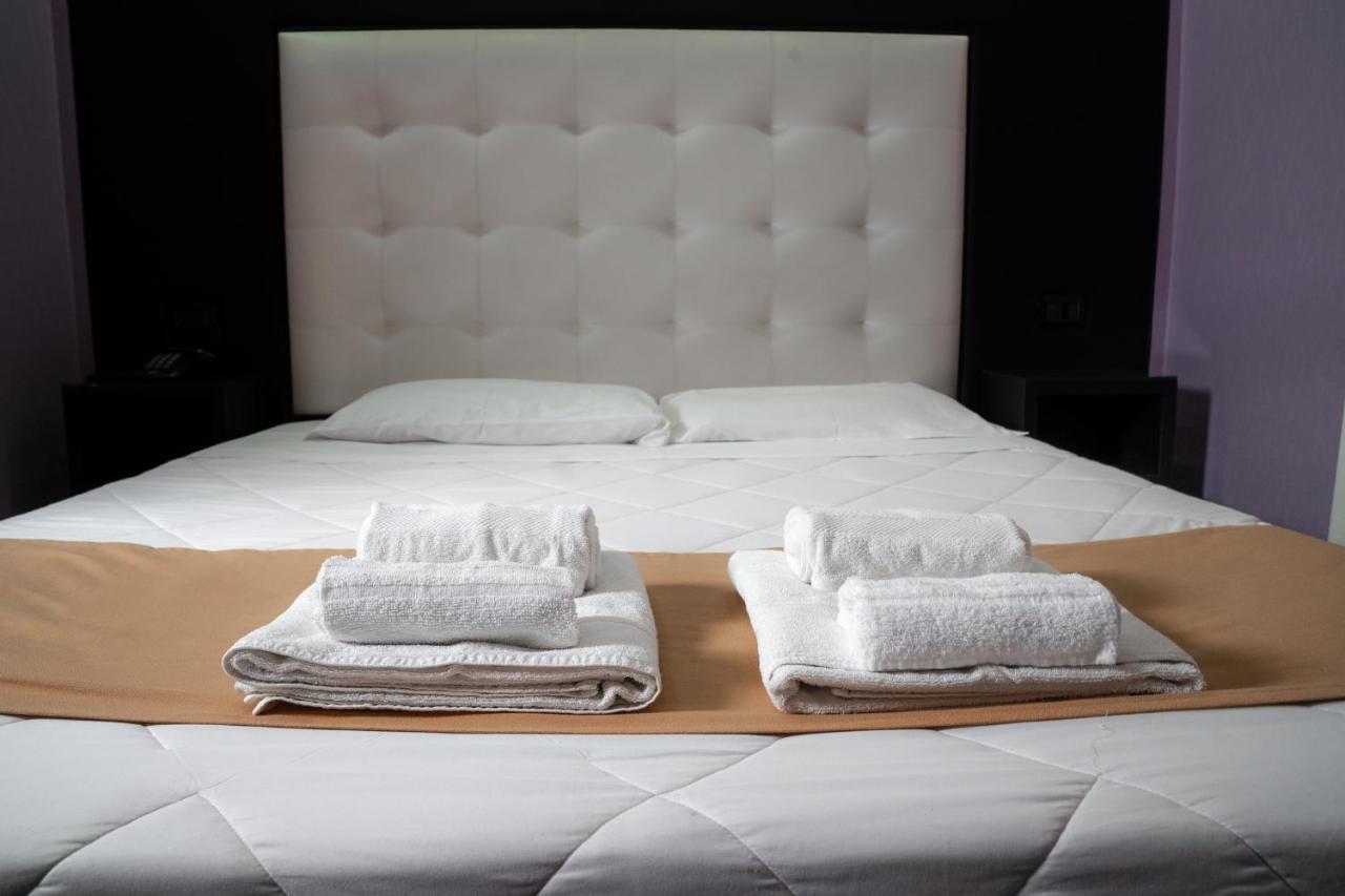 Sweet Central Hotel Καζέρτα Εξωτερικό φωτογραφία